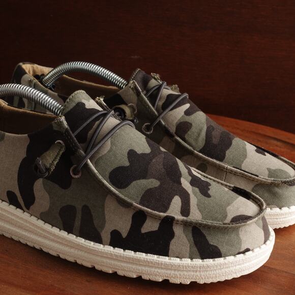 Hey Dude Loafers Womens SZ 8 Green Wendy Camoflage Slip On Lightweight Flat Shoe - Picture 5 of 13